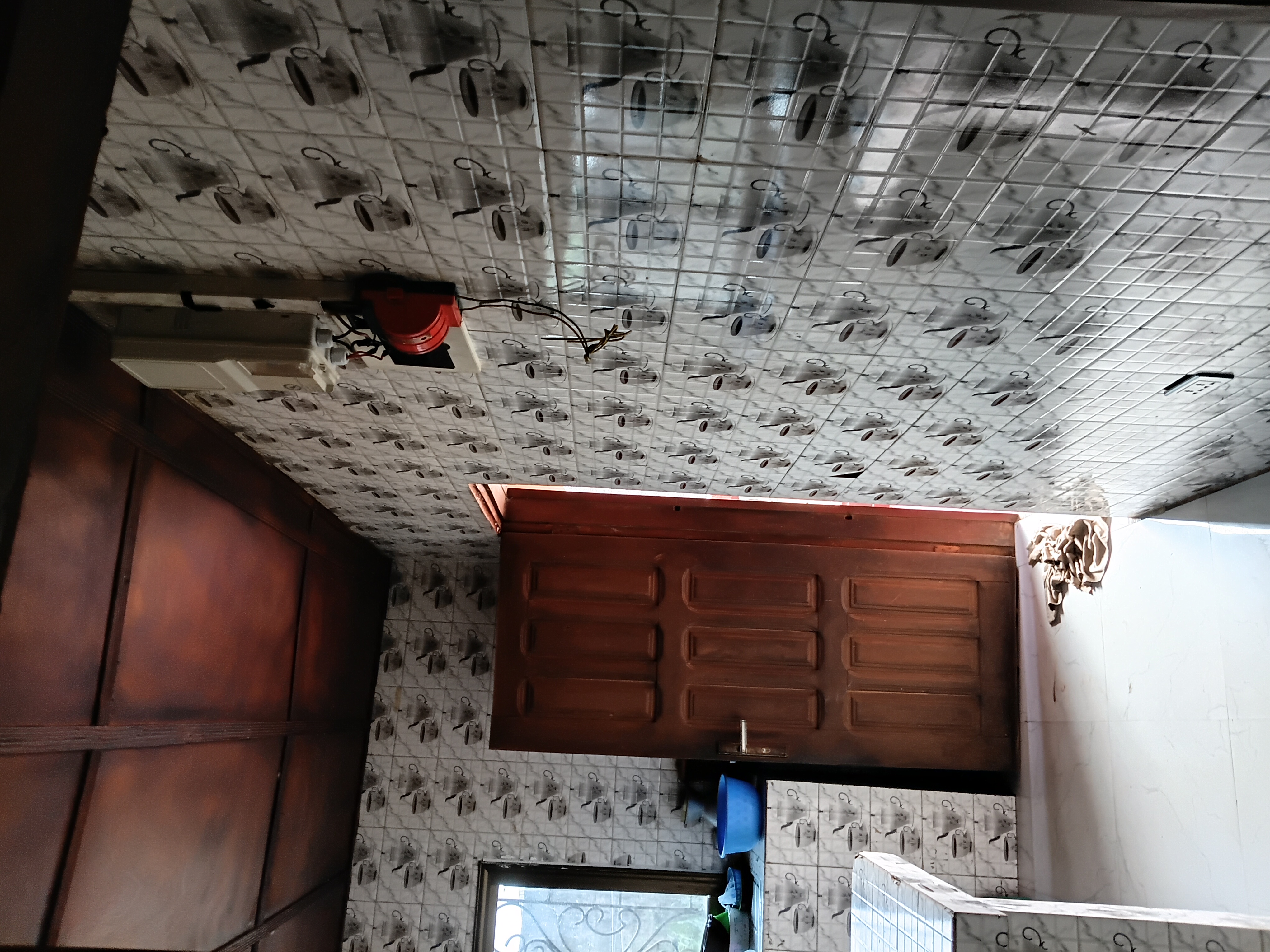 3 bedrooms 2 bathrooms Apartment - image 2